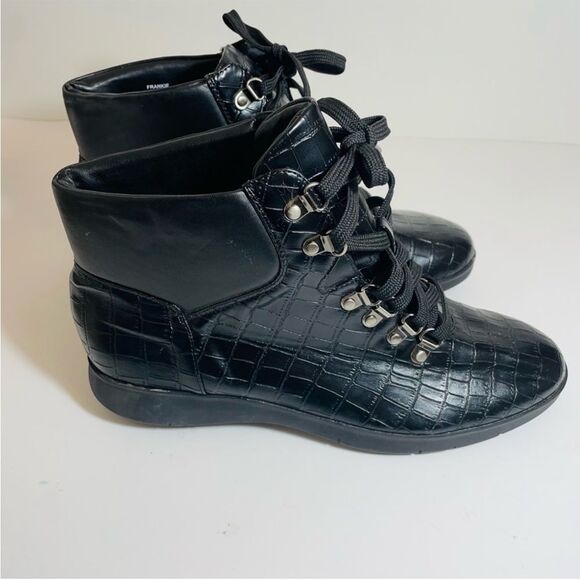 AEROSOLES Y2K Black Frankie Hi Top Combat Moto Style Sneaker Boot Size 8.5 - Picture 4 of 7